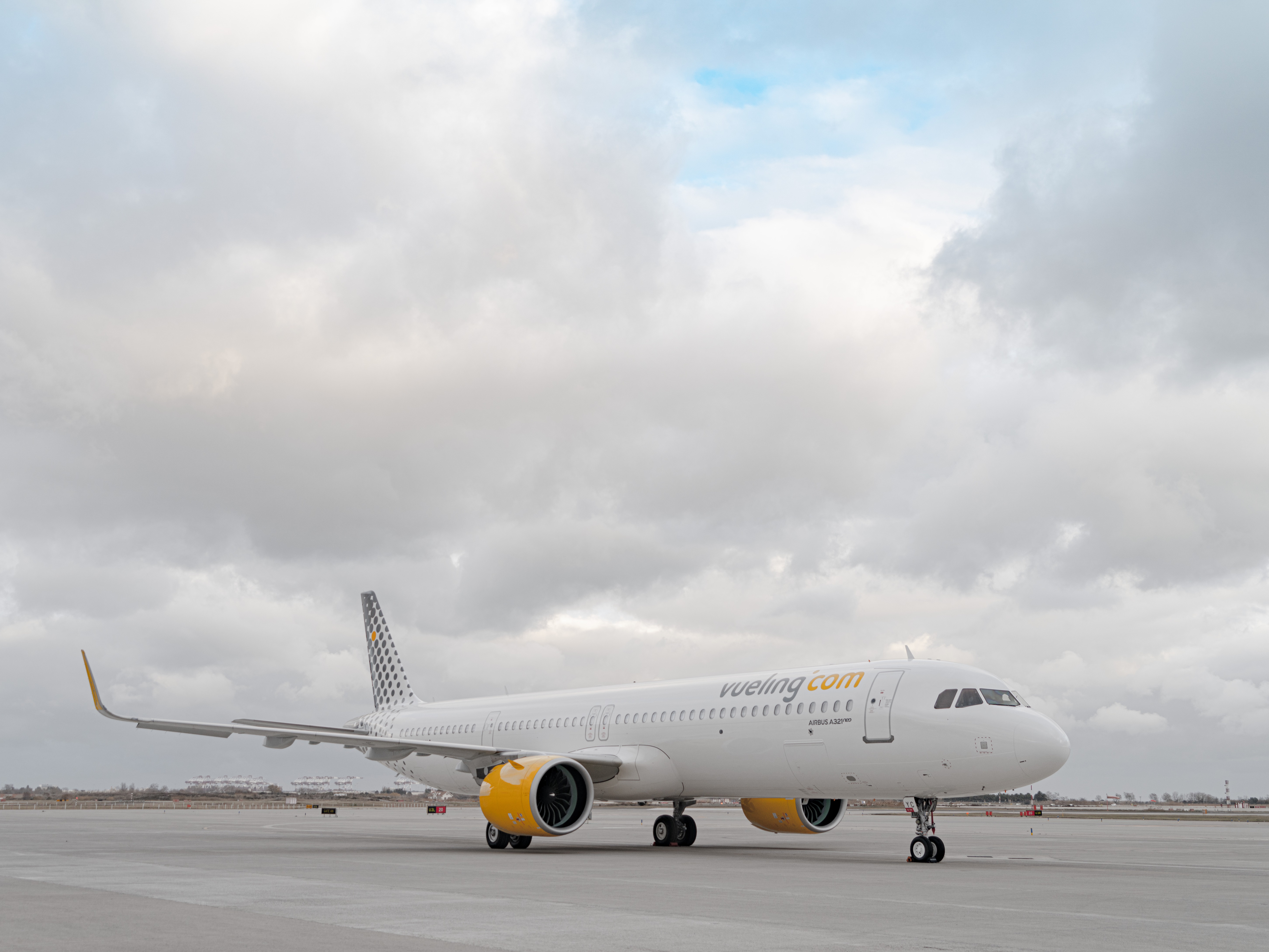 Immagine Vueling, voli a partire da 20 euro per il Cyber Monday