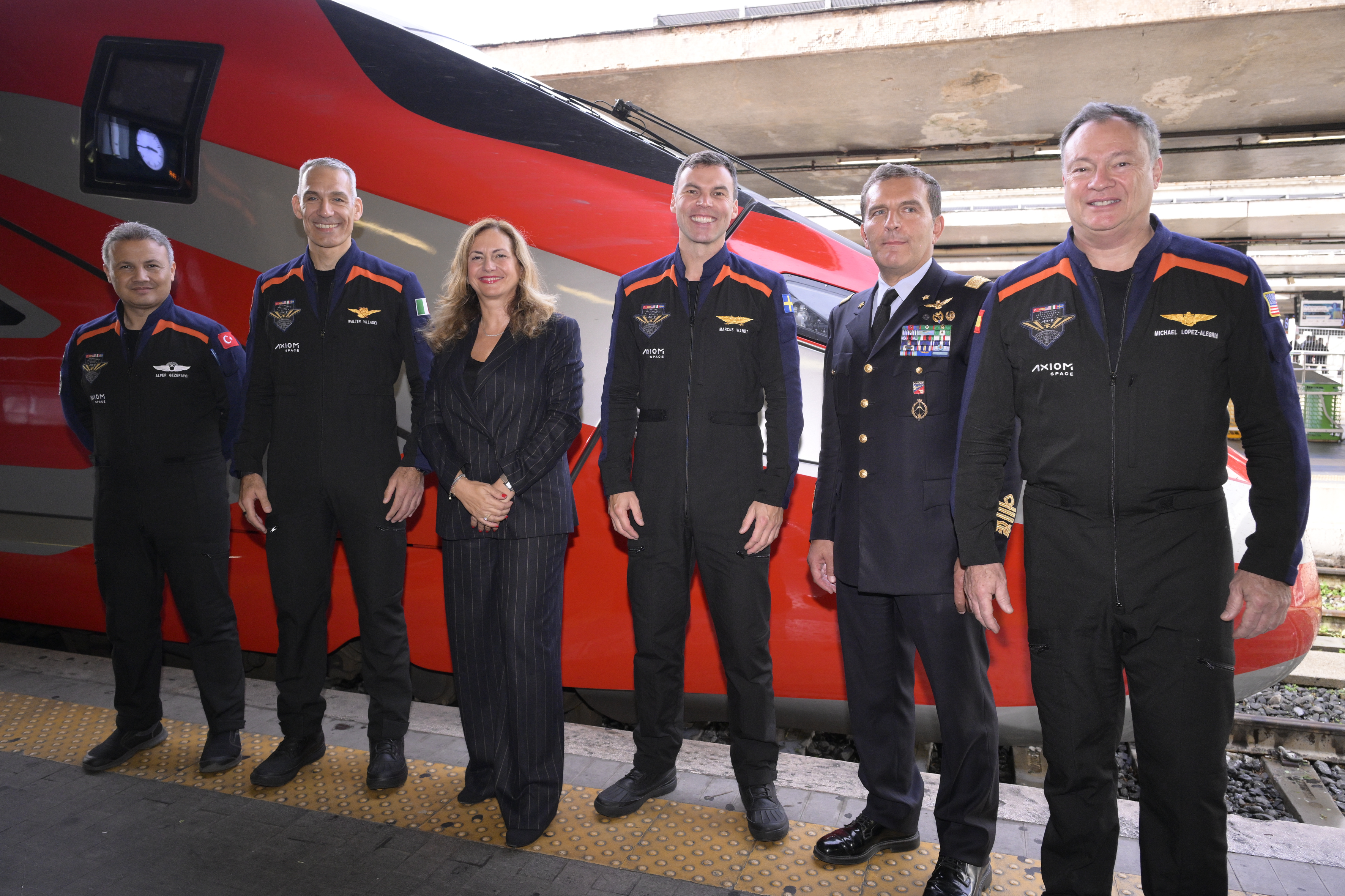 Immagine "Insieme per il futuro", astronauti missione AX-3 in viaggio con Frecciarossa