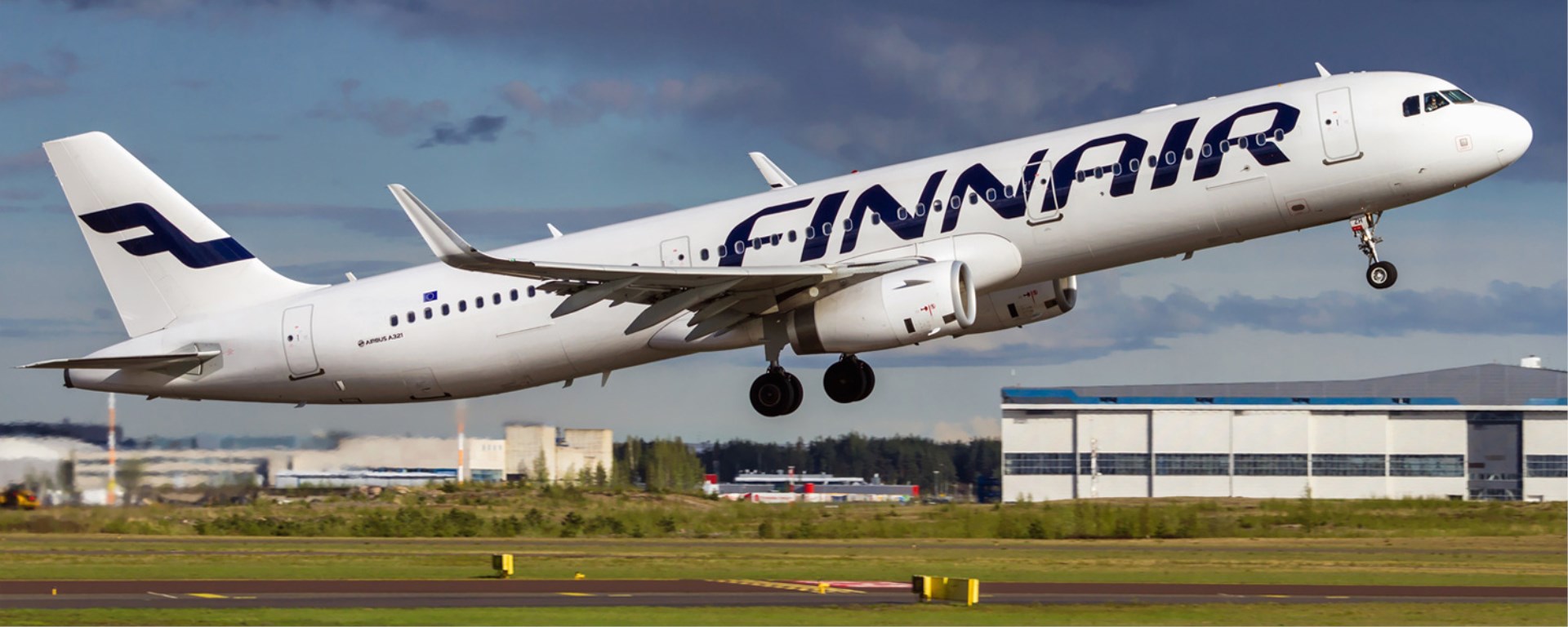 Immagine di sfondo della pagina Finnair cresce nel 2025 verso  gli USA. Italia stabile, Milano Linate hub strategico