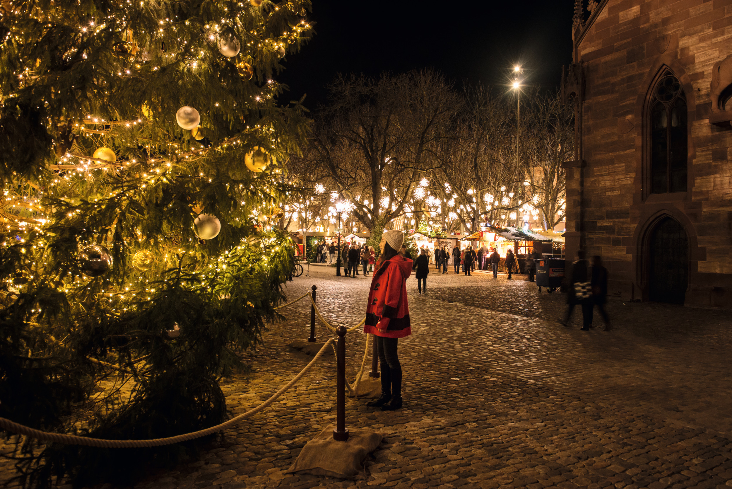 ST_3x2_Basel-Christmas-Market_31522