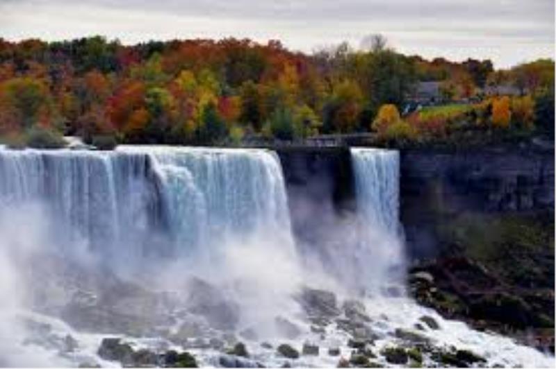 Immagine Table Rock e Beyond: la maestosità delle Niagara Falls sul lato canadese