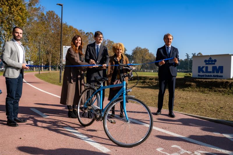 Immagine KLM inaugura  a Milano il progetto “Adotta una Ciclabile”