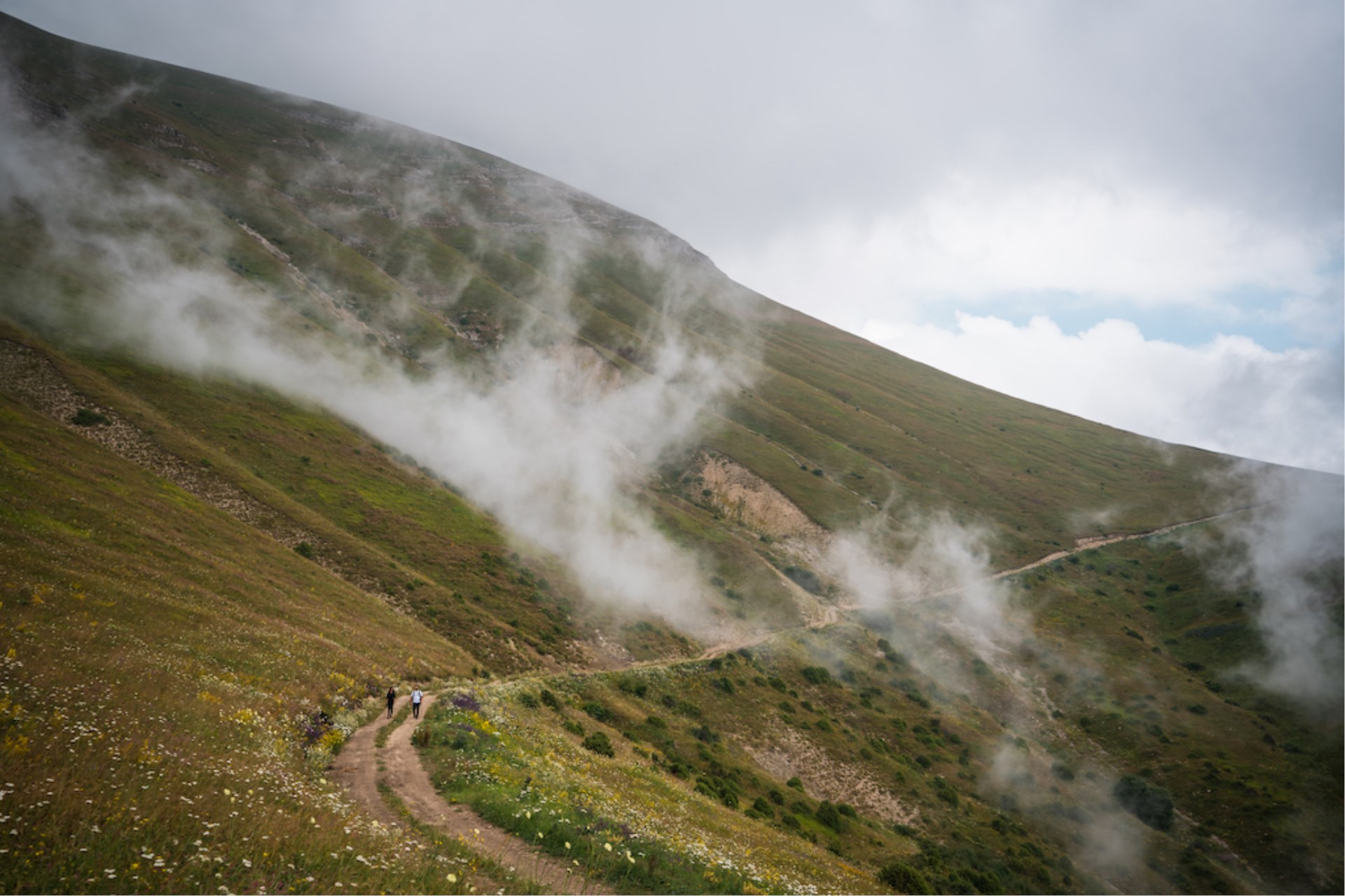 Immagine di sfondo della pagina Armenia: una forza della natura