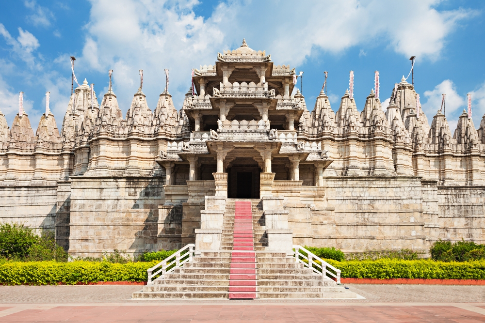 ranakpur-temple-is-a-jain-temple-in-rajasthan-lpti