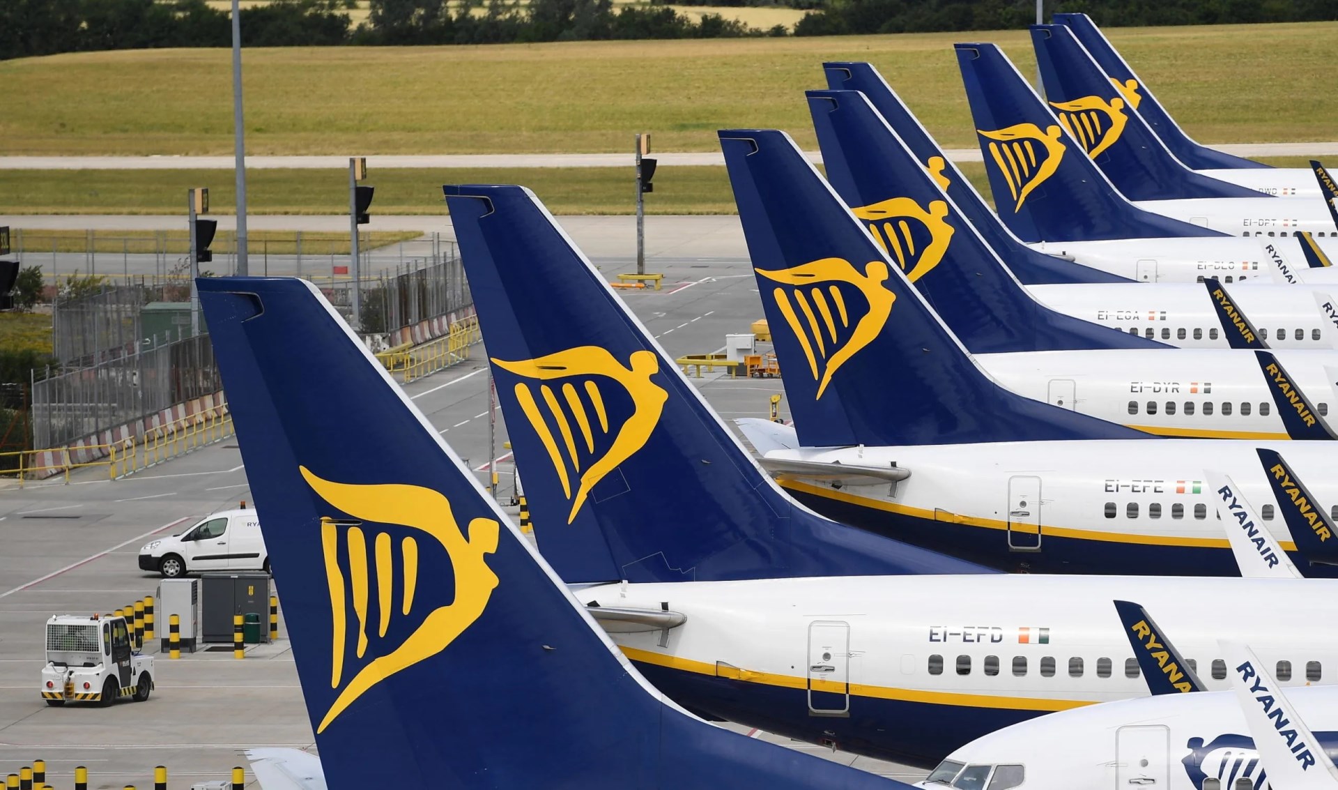 Immagine di sfondo della pagina Ryanair: tre nuove rotte dall’Italia alla Svezia per l’estate 2025