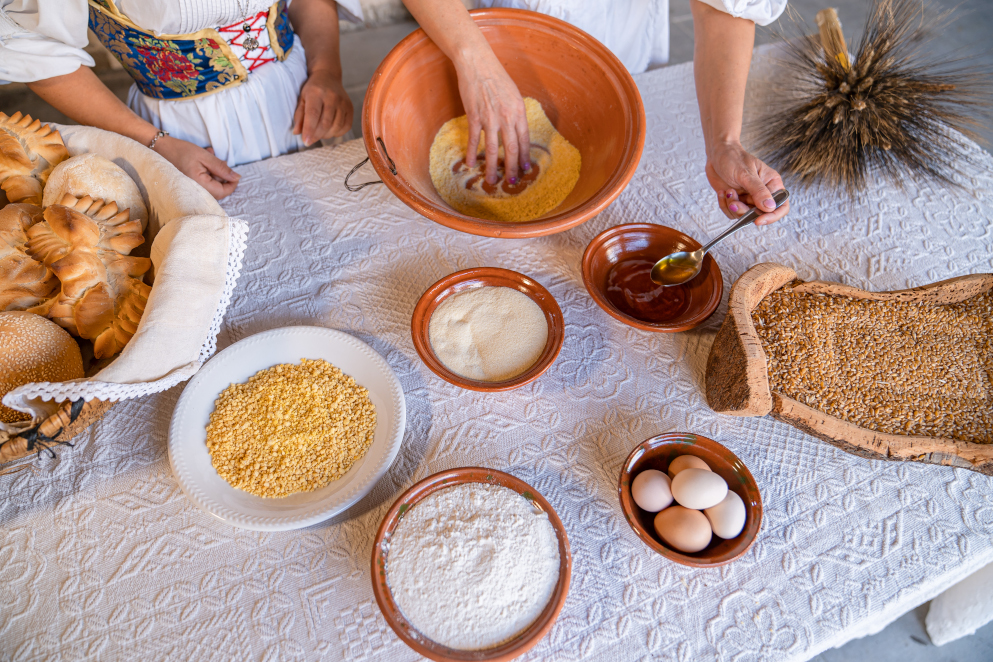 Immagine Saboris Antigus 2024, Sardegna si  gemella gastronomicamente gemellata con Creta