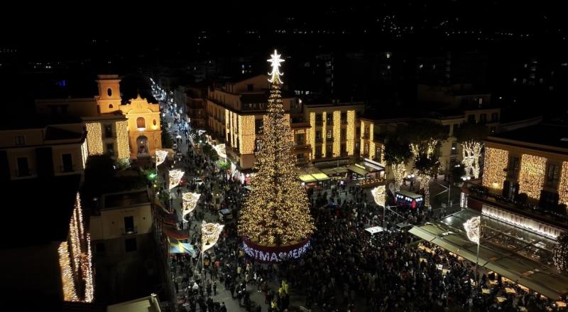 Immagine Sorrento celebra il Capodanno tra tradizioni, musica e spettacoli